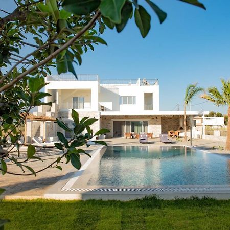 Villa Pnoe Seaside Kalamaki  Esterno foto
