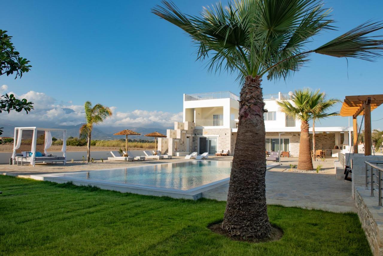 Villa Pnoe Seaside Kalamaki  Esterno foto